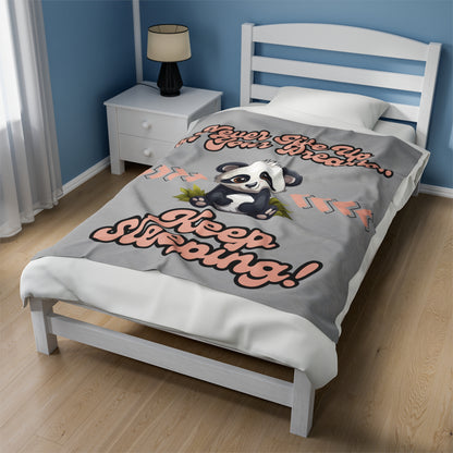 This adorable panda in the center of this grey blanket has a fun retro font printed above saying Never Give Up On Your Dreams above and Keep Sleeping below. 